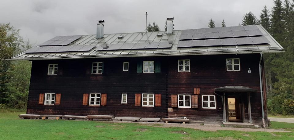 Rißbachhaus mit PV-Anlage